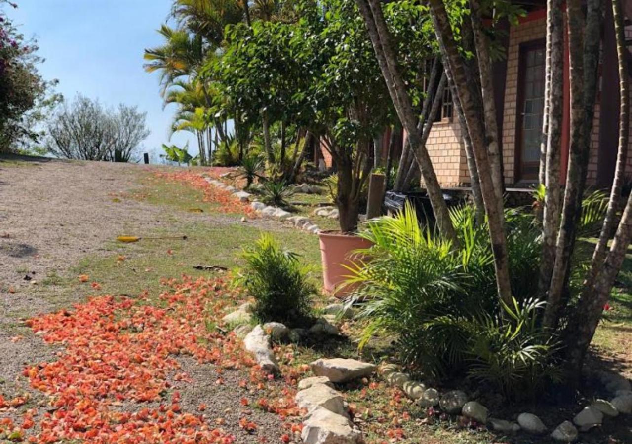 Pousada Halliny Do Rosa Praia do Rosa Exterior photo