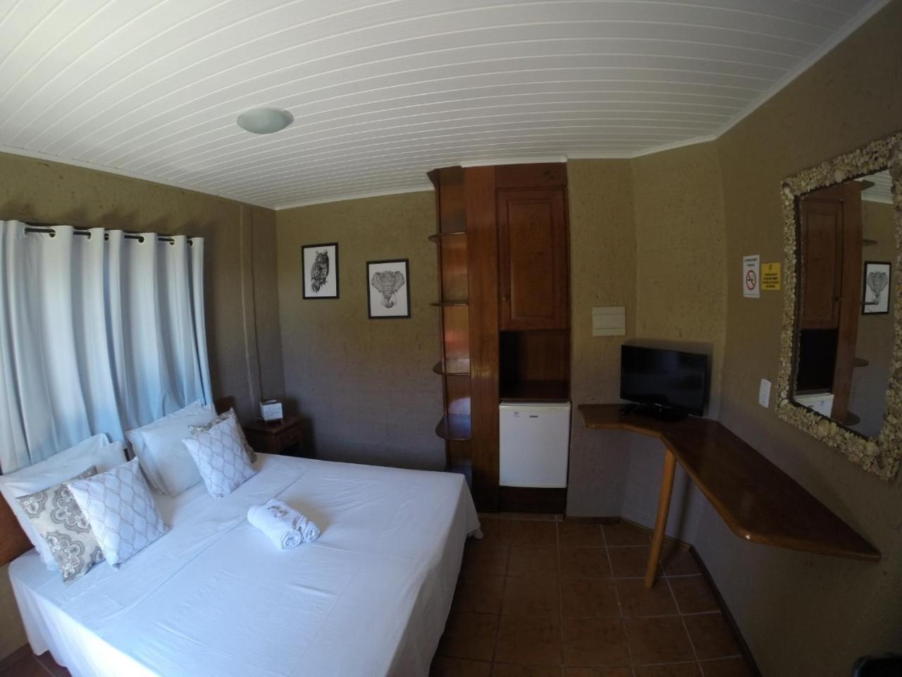 Pousada Halliny Do Rosa Praia do Rosa Room photo