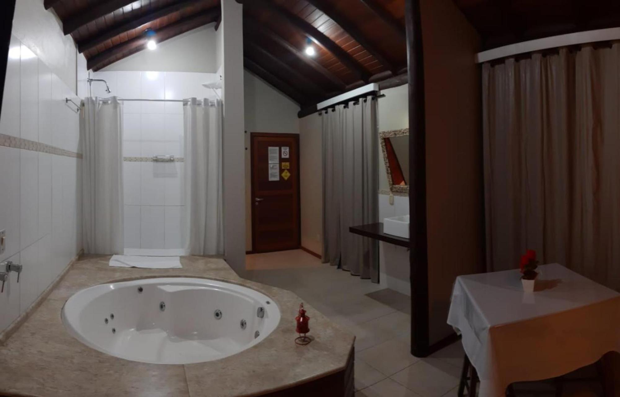 Pousada Halliny Do Rosa Praia do Rosa Room photo