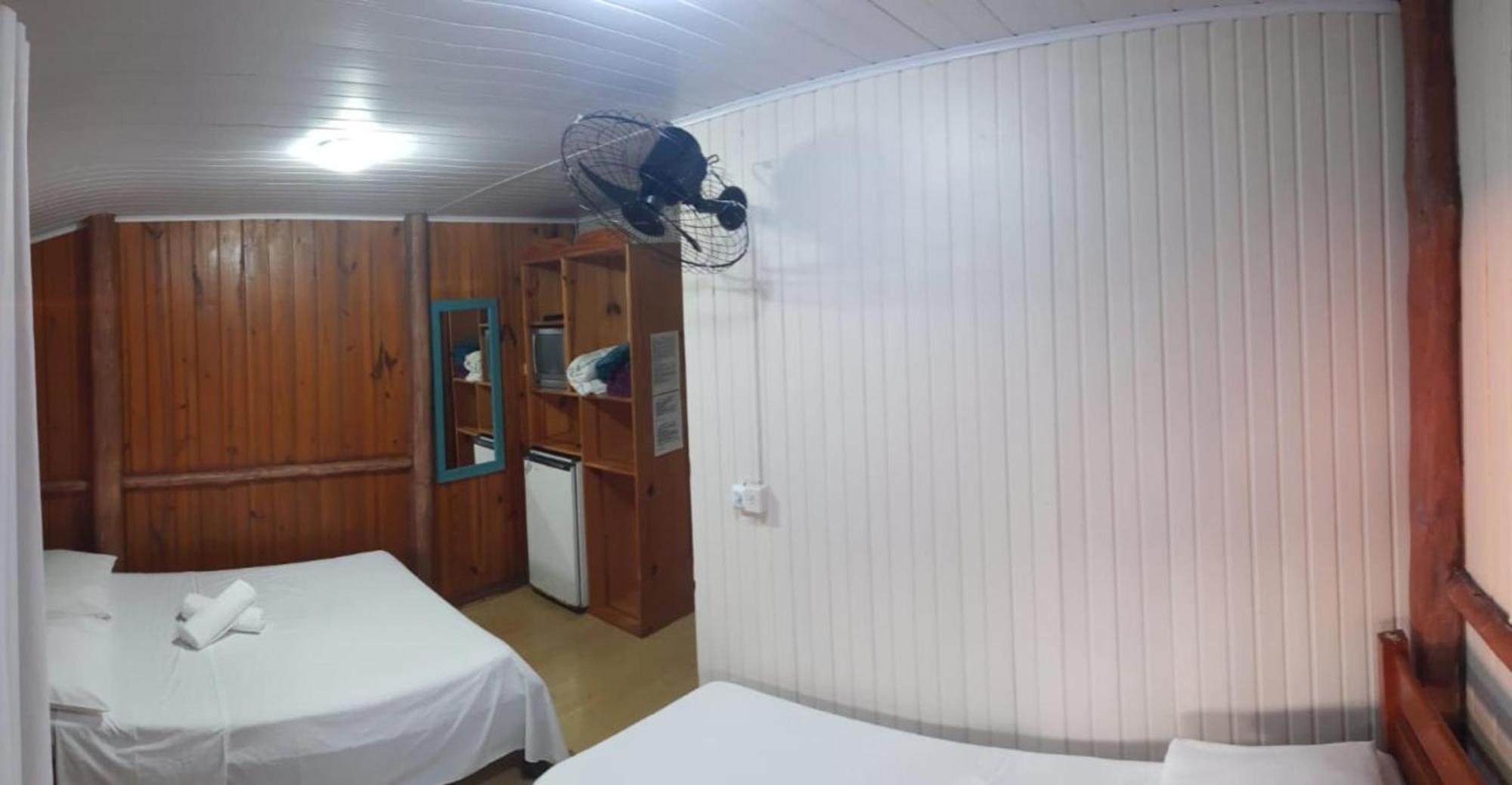 Pousada Halliny Do Rosa Praia do Rosa Room photo